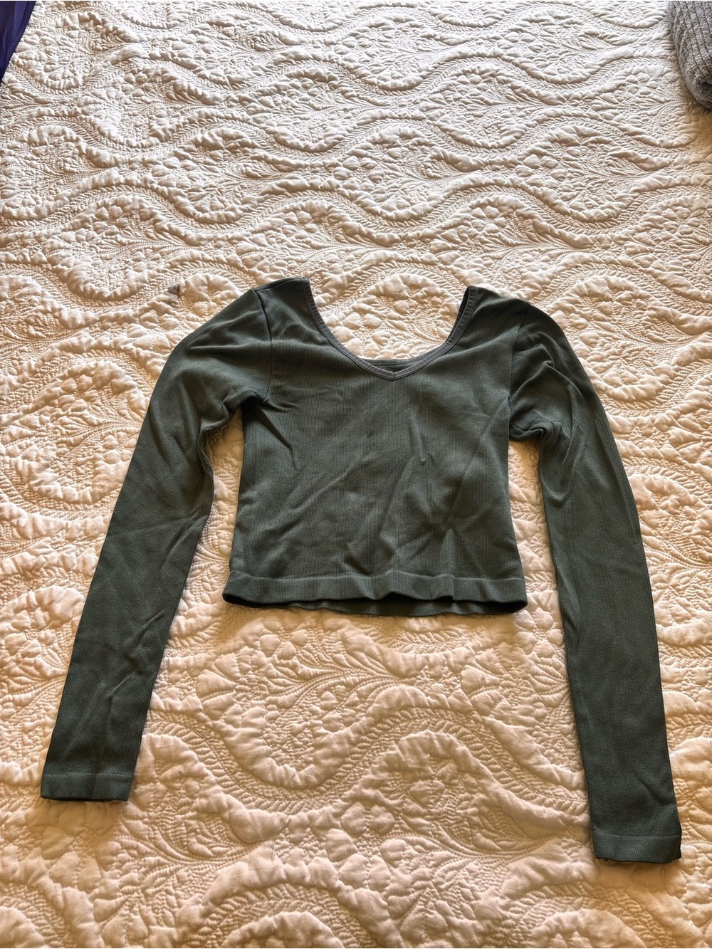 Aeropostale Olive Scoop Neck Long Sleeve Crop Top